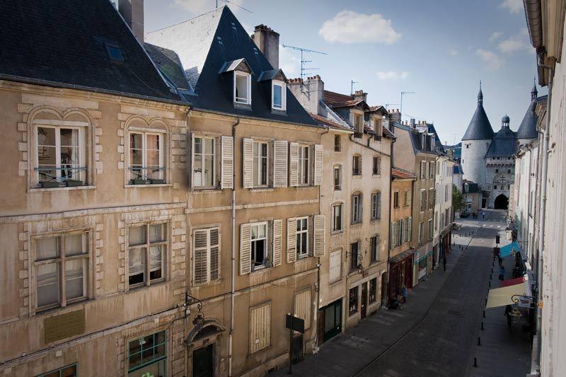 Les Toits Des Cordeliers Apartment Nancy Luaran gambar